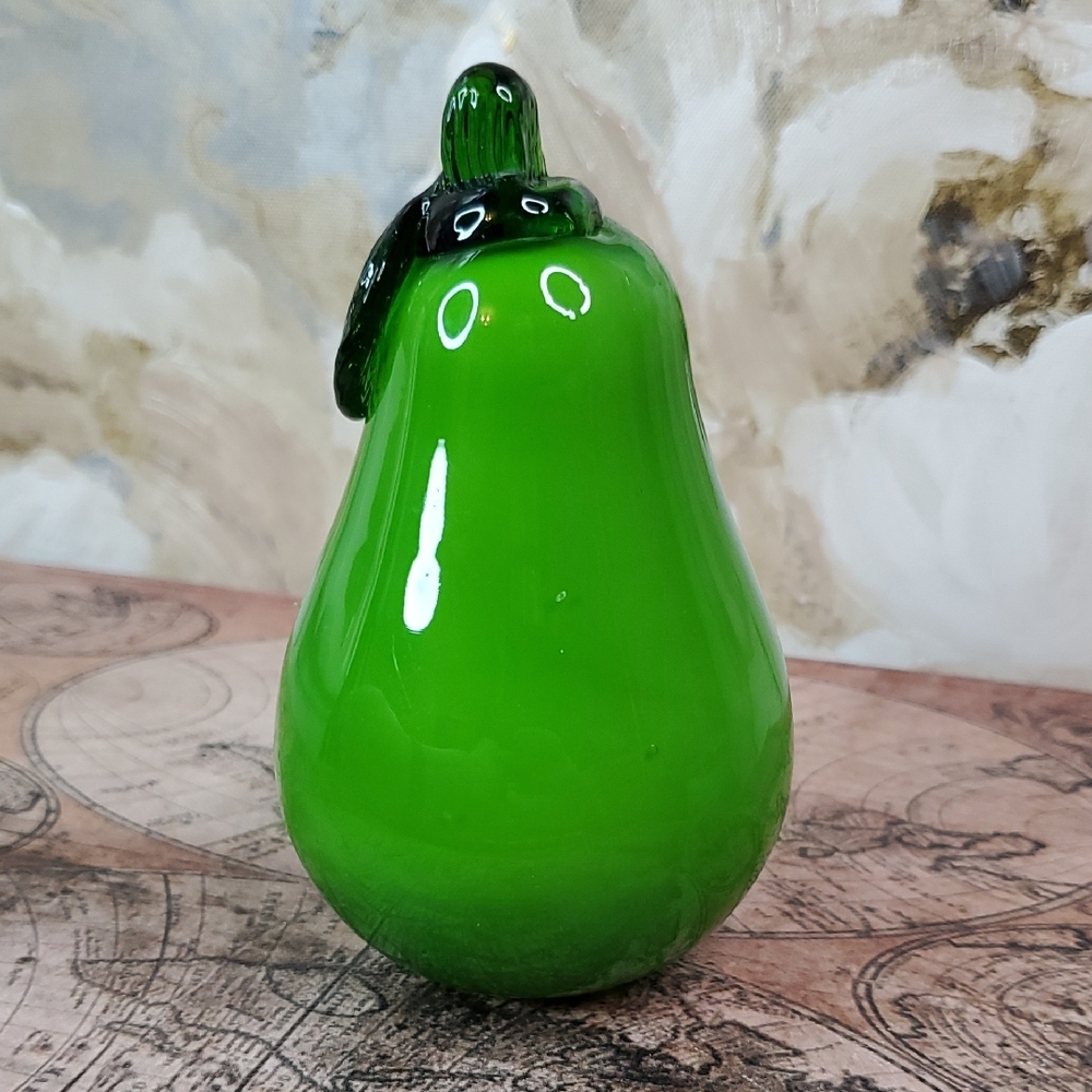Green Glass Pear Figurine Fruit Bowl Filler Glass Sculpture - Picture 5 of 10
